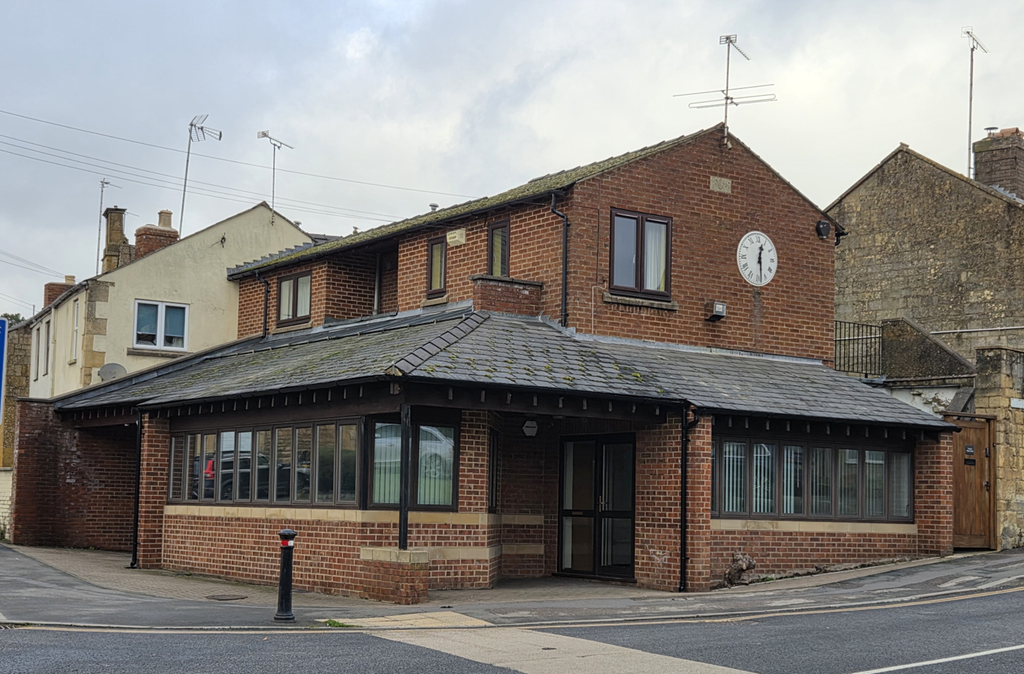 Property photo 1 of 4