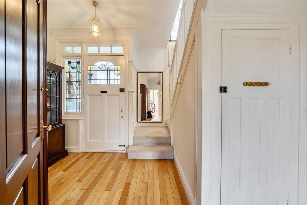 Property photo 3 of 16 Inner Hallway.Jpg
