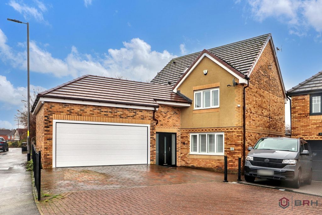 Property photo 1 of 36