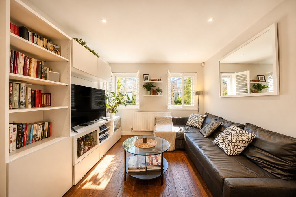 Property photo 1 of 7