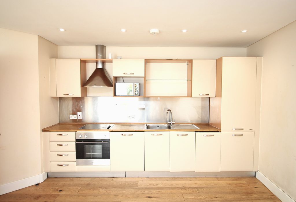 Property photo 2 of 14 Img_0364