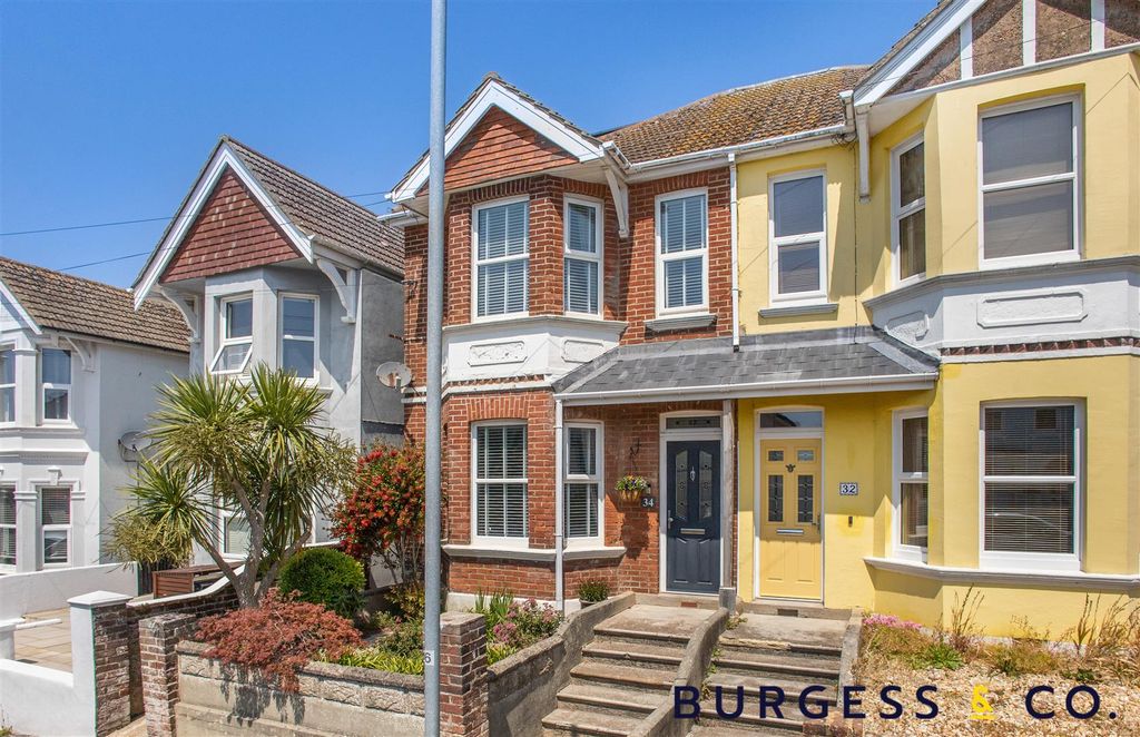 Property photo 1 of 25 Untitled-150.Jpg