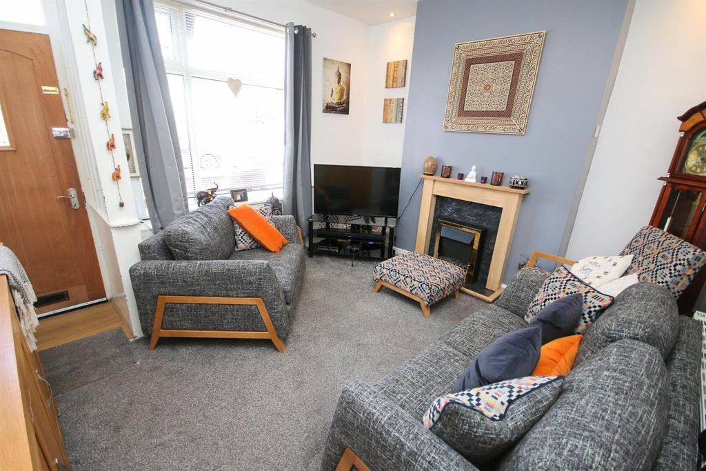 Property photo 3 of 11 Img_9541-2.Jpg