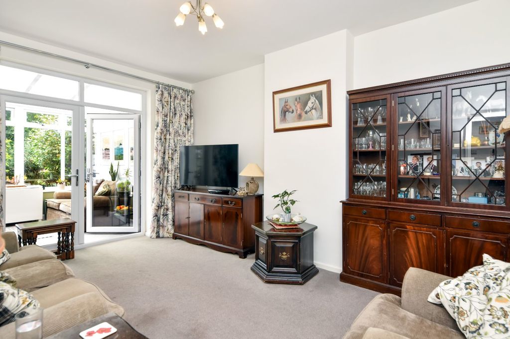 Property photo 3 of 29 Picture No. 31