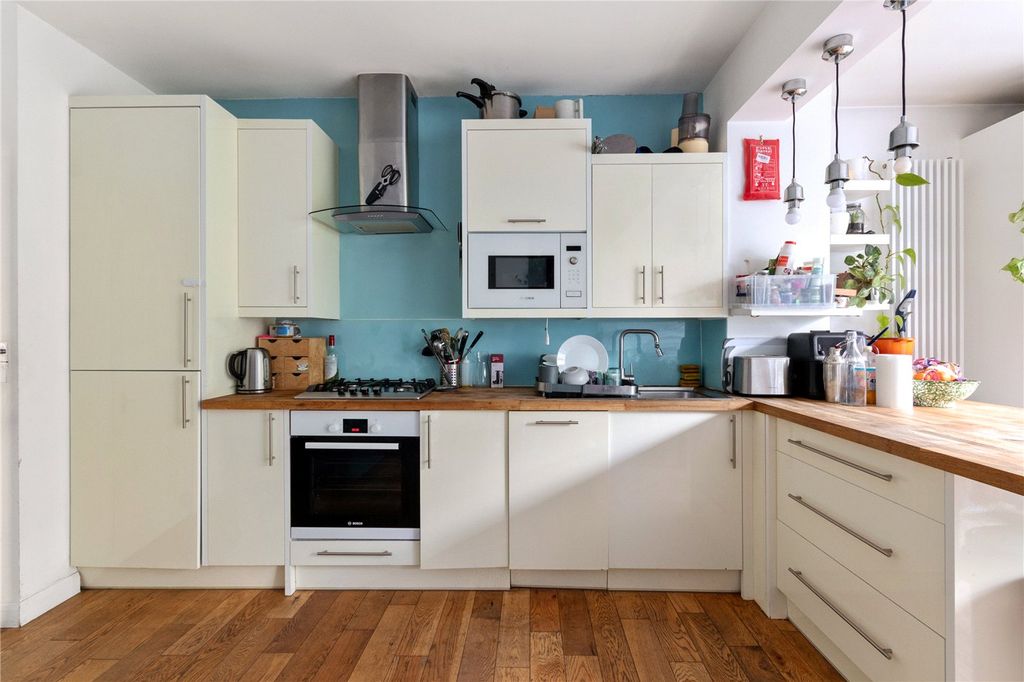 Property photo 3 of 13 Picture No. 04