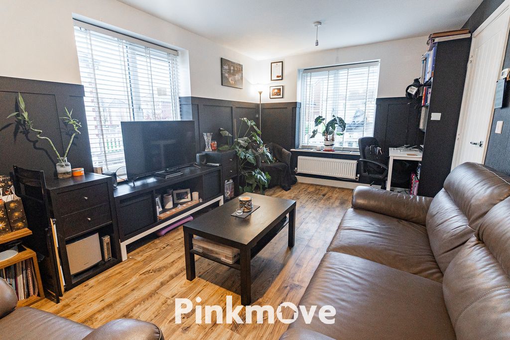 Property photo 1 of 21