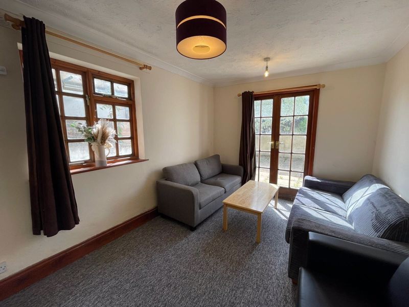 Property photo 3 of 10 Photo 15