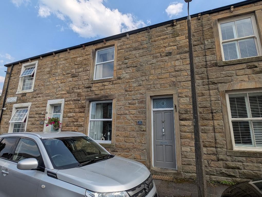 Property photo 1 of 27
