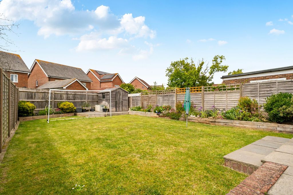 Additional image 19 of 3 bed semi-detached house for saleWestmorland Drive, Felpham, Bognor Regis PO22