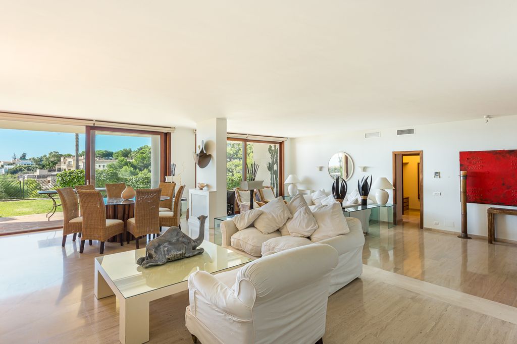 Property photo 3 of 10 7583