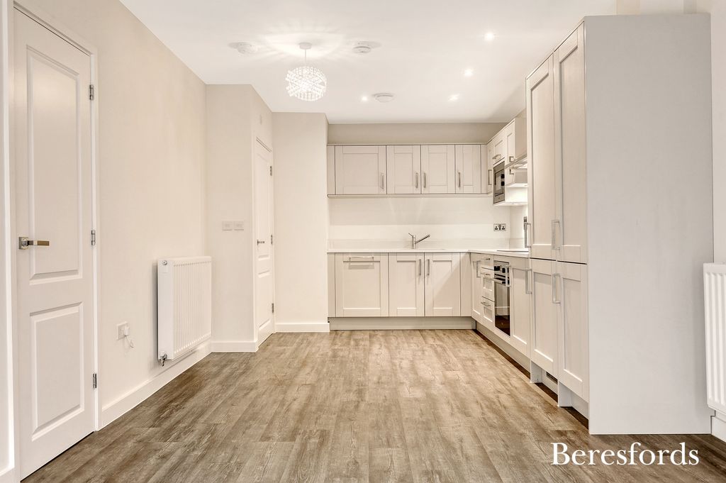 Property photo 3 of 17 Kitchen View 2