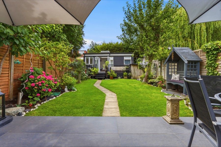 Property photo 1 of 24