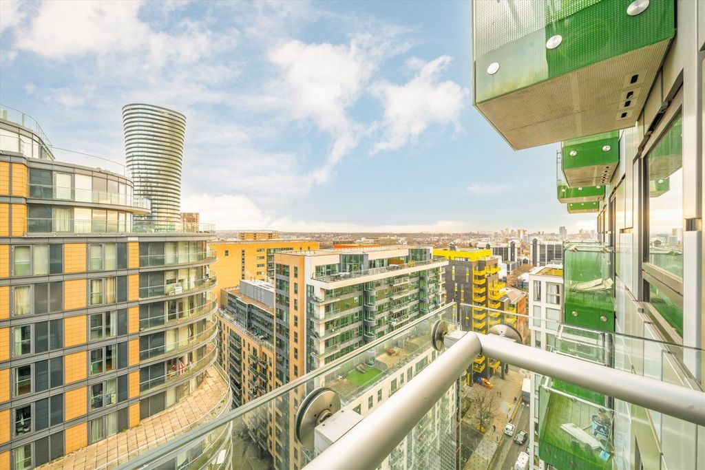 Property photo 3 of 6