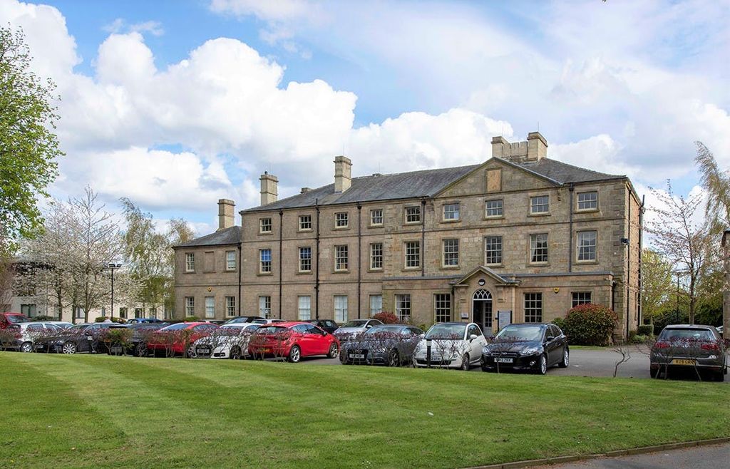 Property photo 1 of 6 Hall 1 2.Jpg