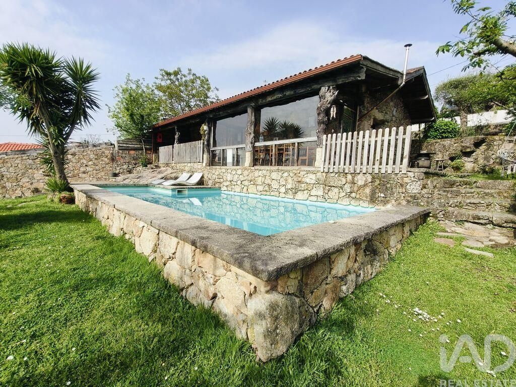 Property photo 1 of 27