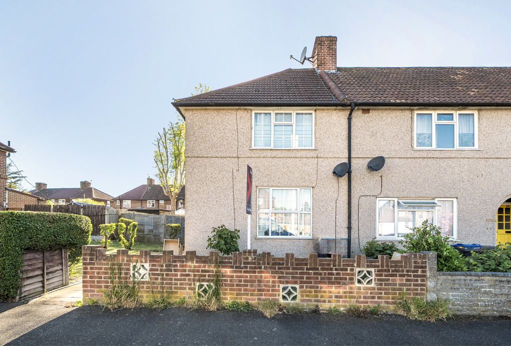 Property photo 1 of 12 1-69F490A282F9c-1...
