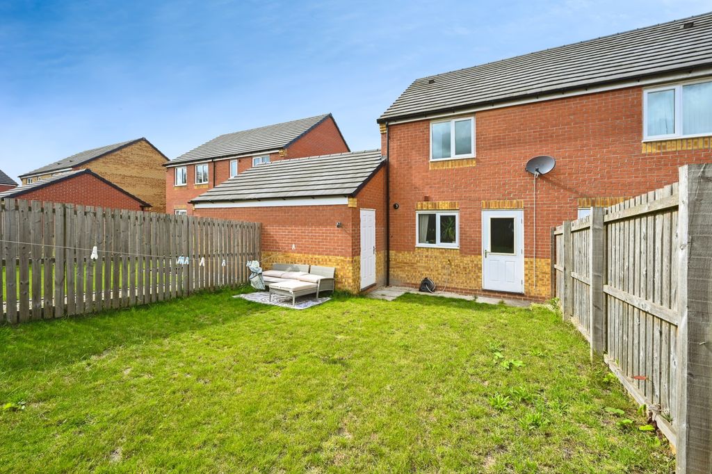Property photo 2 of 15