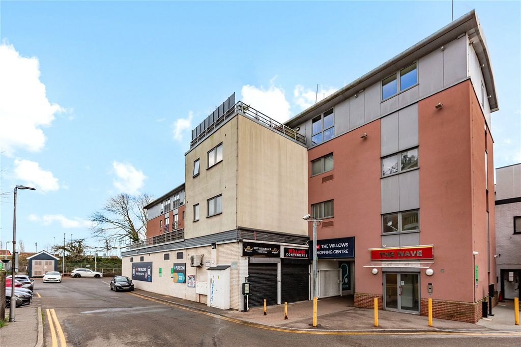 Property photo 1 of 11 Exterior