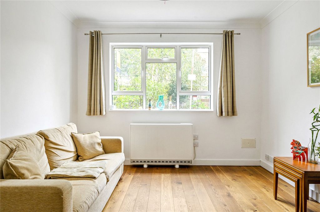 Property photo 2 of 10 Reception Room