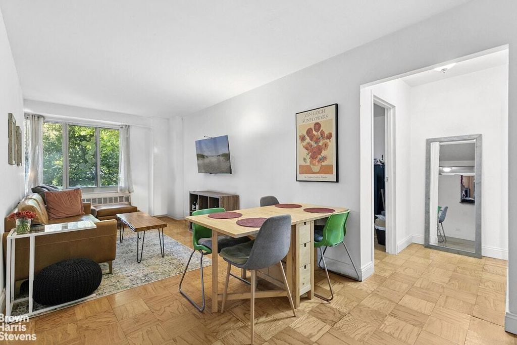 Property photo 2 of 12 <Alttext/>