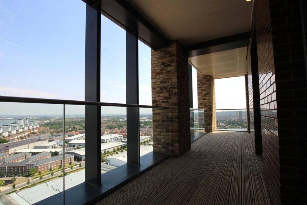 Property photo 2 of 10 Gallery