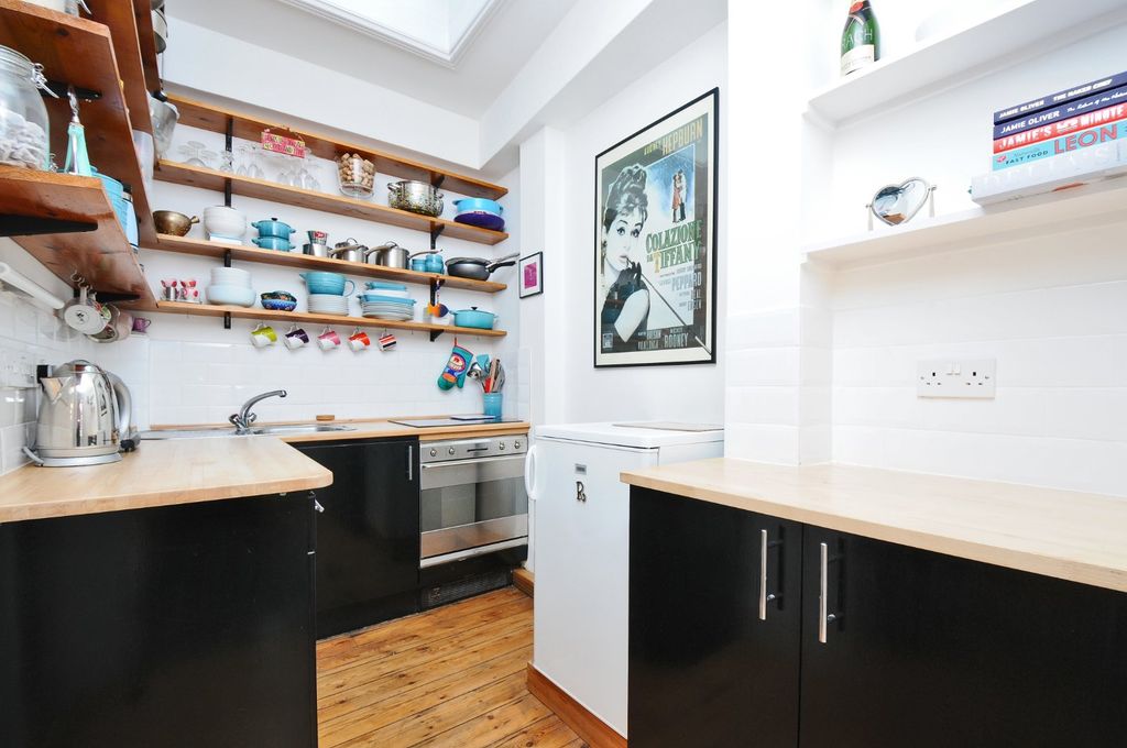 Property photo 3 of 9 Picture No. 16