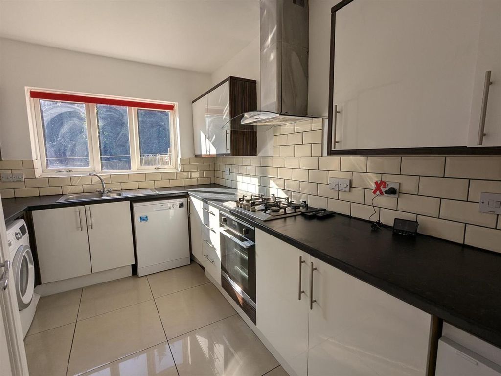 Property photo 2 of 12 Pxl_20240830_080059784.Jpg