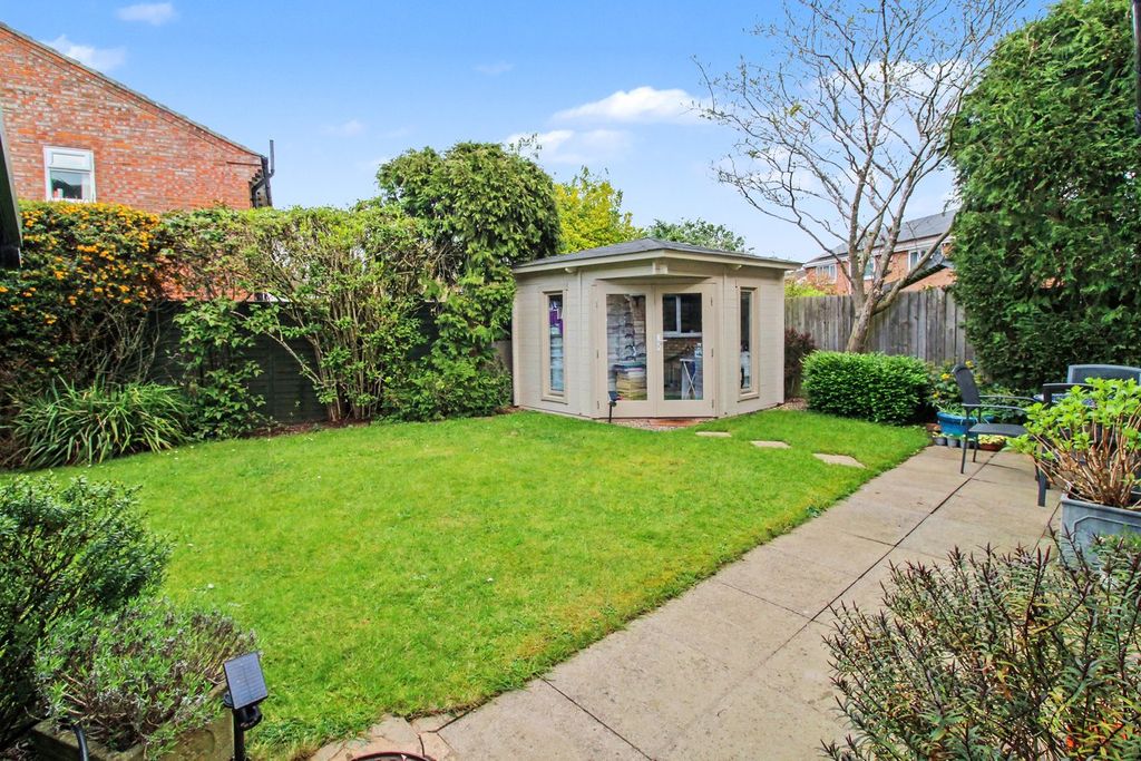 Property photo 2 of 15