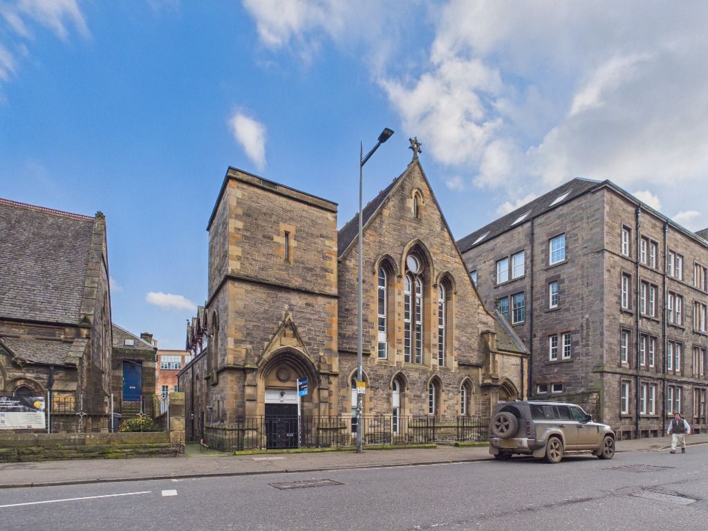 Property photo 1 of 12