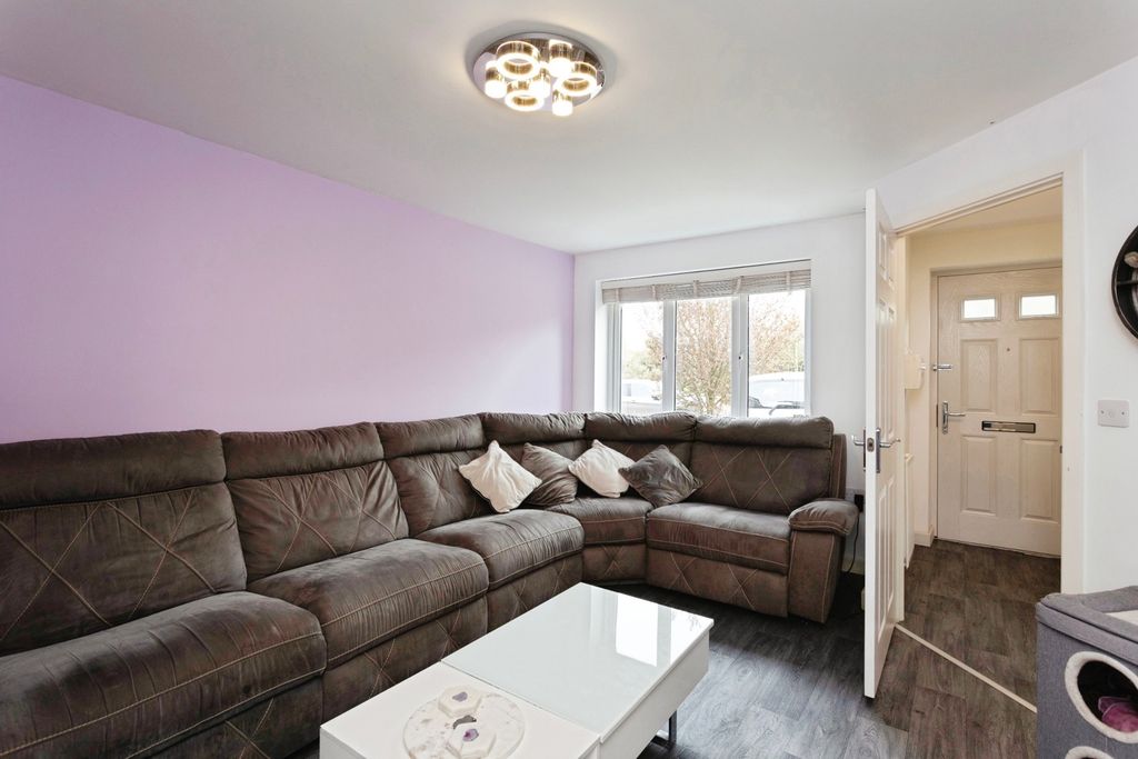 Property photo 2 of 17 Pbox-Img.Jpg