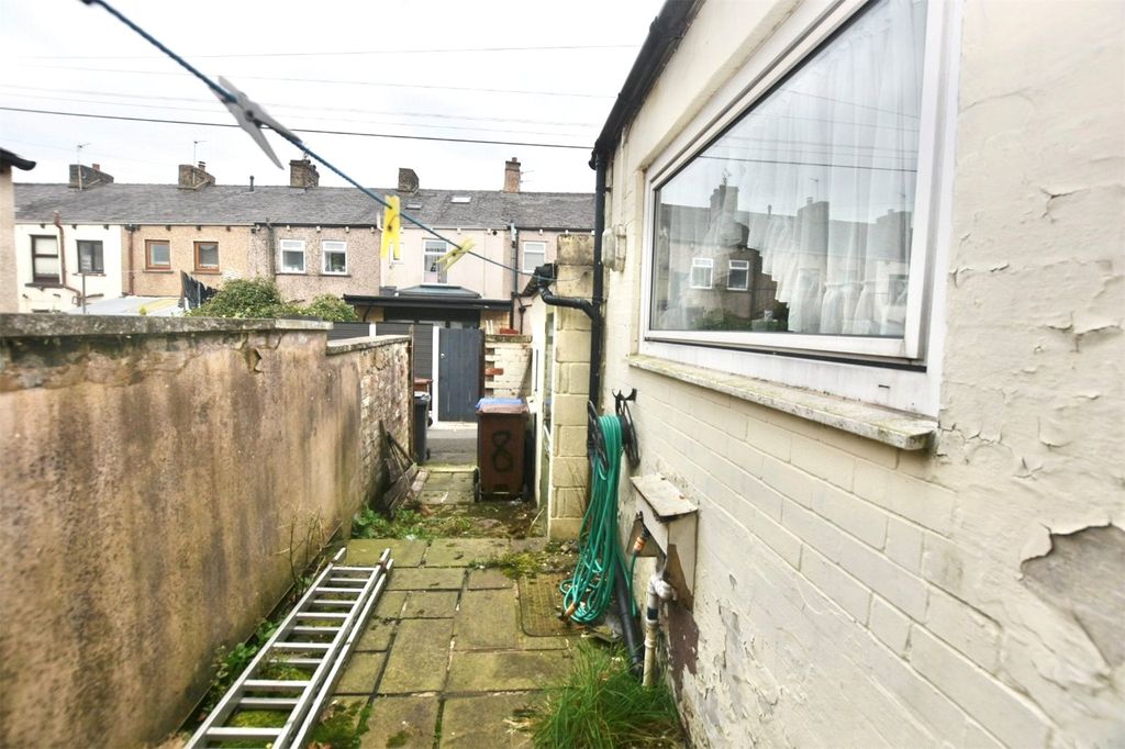 Property photo 3 of 3 Yard