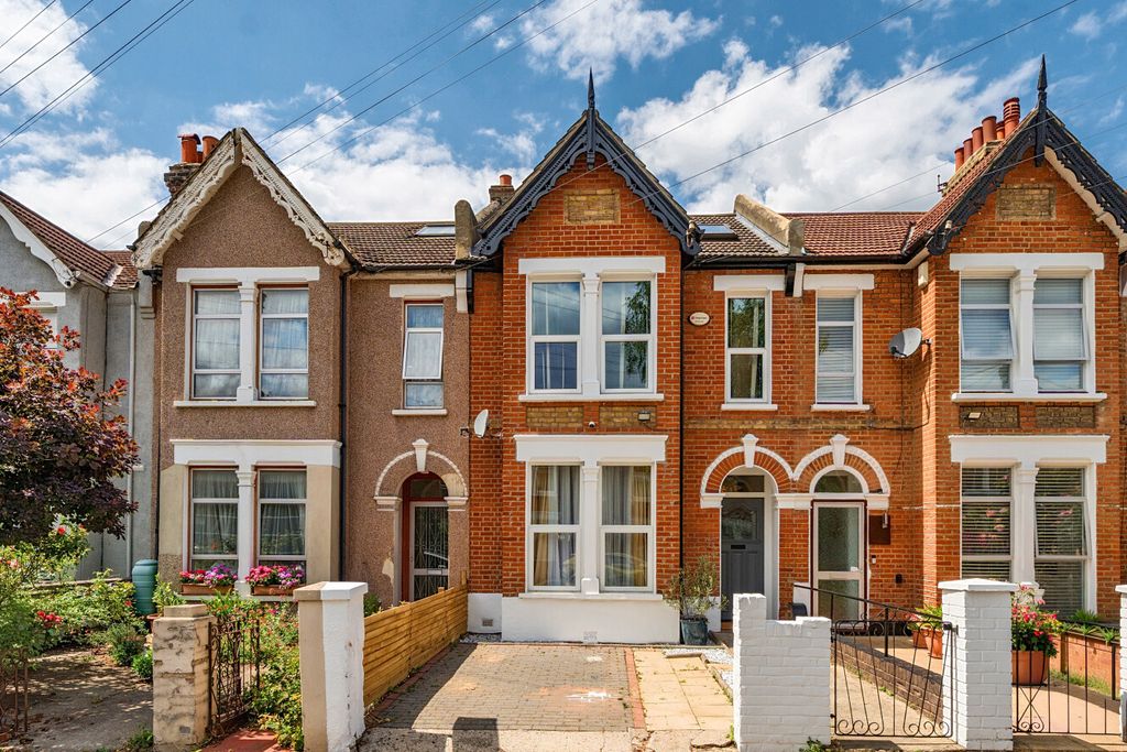 Property photo 1 of 22 1477667-1-6A4500c...