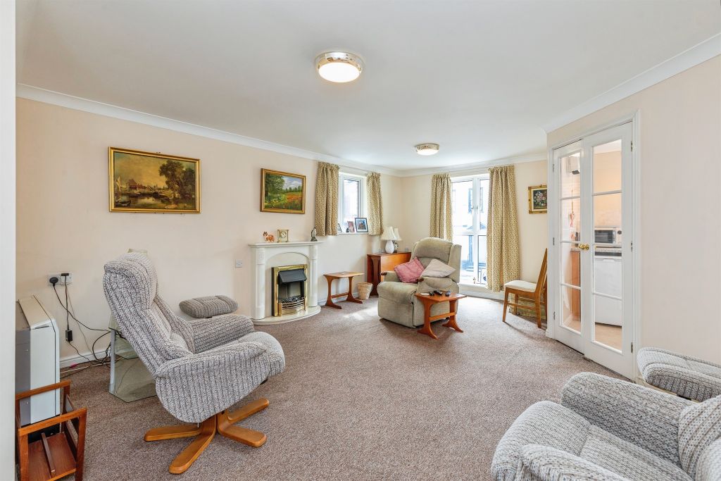 Property photo 2 of 7