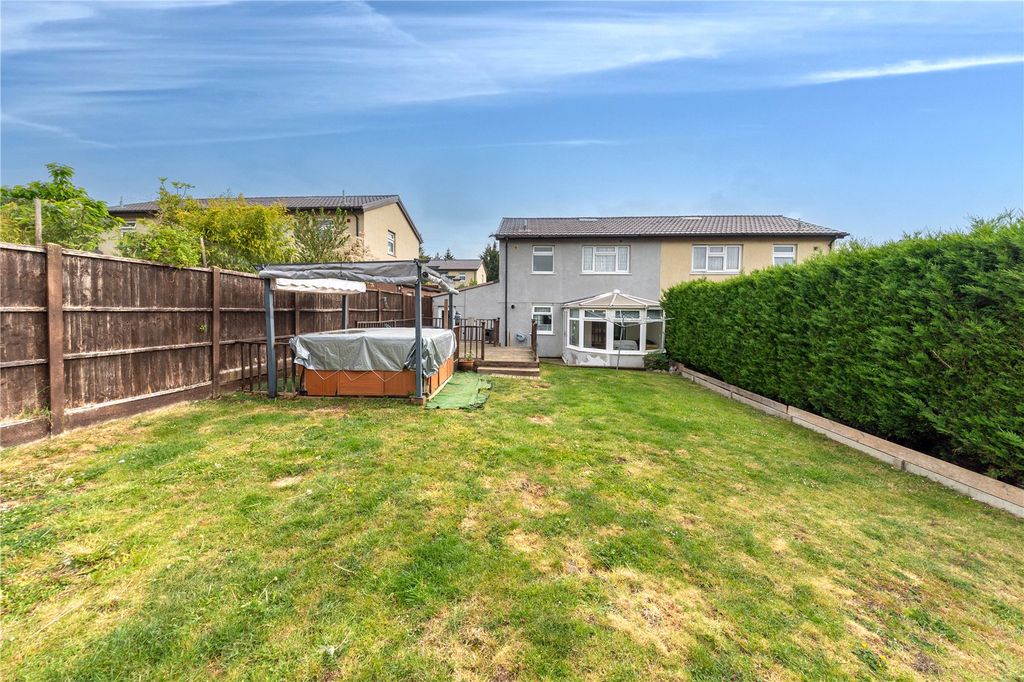 Property photo 1 of 33 Picture No. 05
