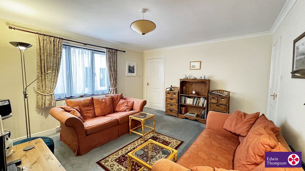 Property photo 2 of 19