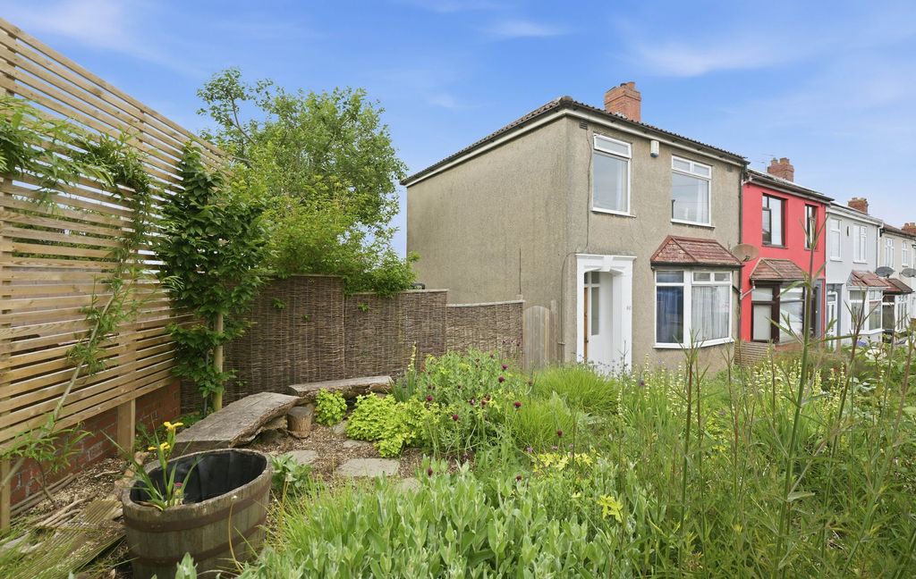 Property photo 1 of 26