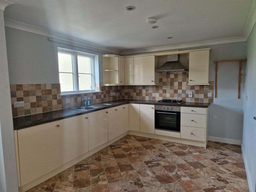 Property photo 2 of 18 Whatsapp Image 2025-11-19 At 15.31.10_99B5Ae8c.Jpg