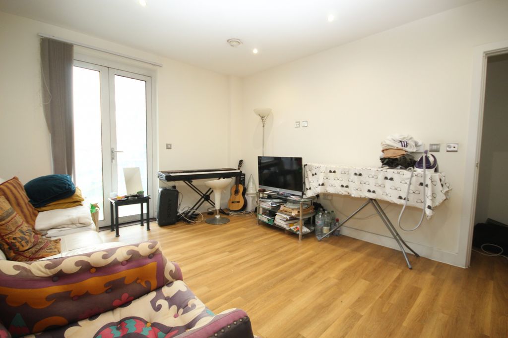 Property photo 2 of 13 Gallery