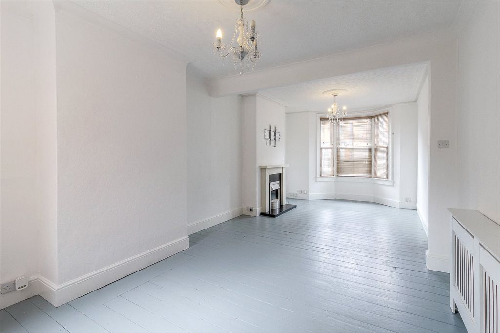 Property photo 2 of 14 Picture No. 03