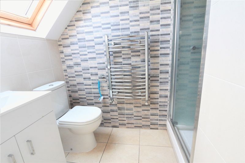 Property photo 2 of 7 Photo 4