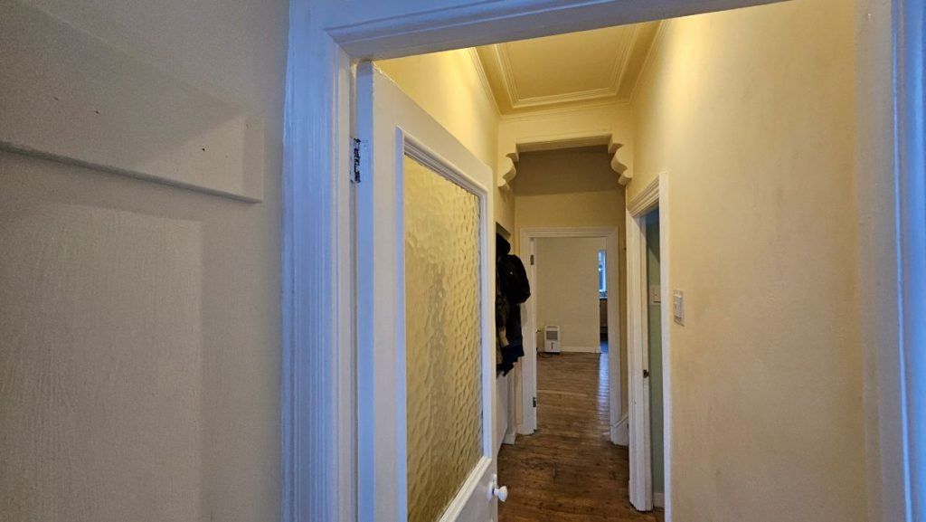 Property photo 2 of 11 2