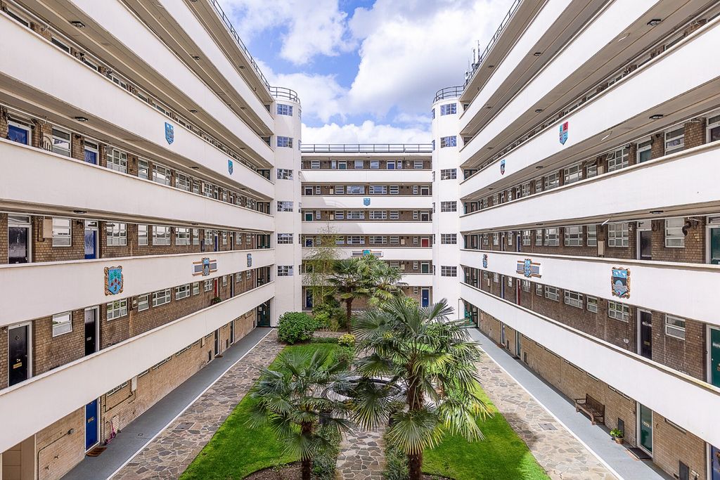 Property photo 1 of 7 4398260
