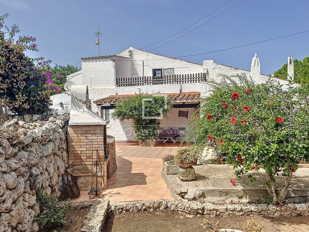Property photo 1 of 74