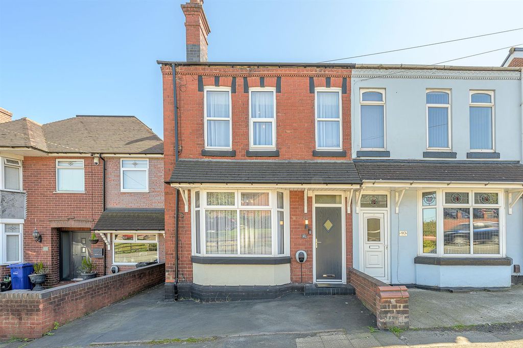 Property photo 1 of 25