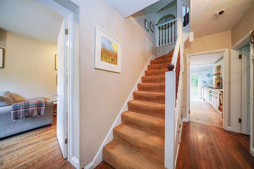 Property photo 2 of 23 71-Watling-Street-03587.Jpg