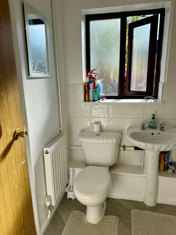 Property photo 3 of 8