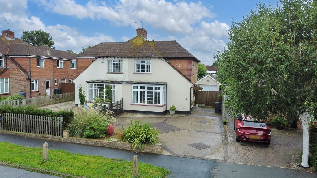 Property photo 1 of 26