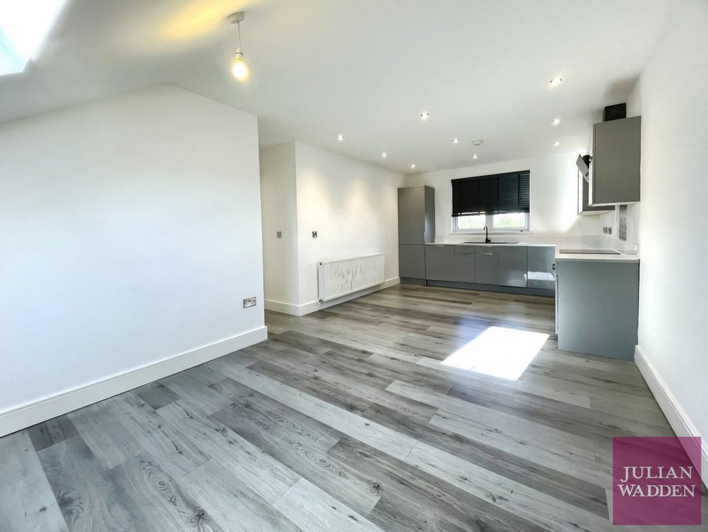 Property photo 3 of 12 Picture No. 13