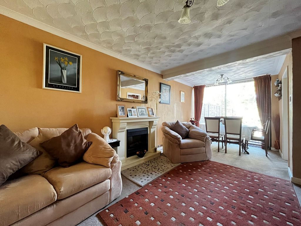Property photo 2 of 29
