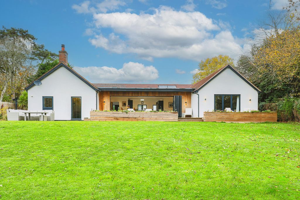 Property photo 1 of 46